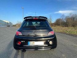 Schwarz Gebraucht 2017 Opel Adam S Kleinwagen | 13.000 € (Etwas zu teuer)