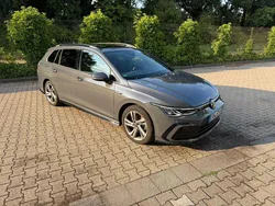 Grau Gebraucht 2022 VW Golf VIII R-line Kombi | 24.100 € (Guter Preis)