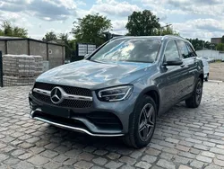 Grau Gebraucht 2021 Mercedes GLC300e AMG line SUV | 33.450 € (Fairer Preis)