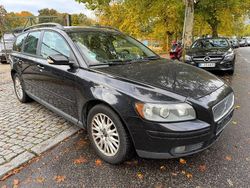 Black sapphire Gebraucht 2004 Volvo V50 Summum Kombi | 2.980 € (Teuer)