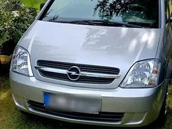 Silber Gebraucht 2003 Opel Meriva Van / Kleinbus | 3.400 € (Teuer)