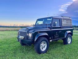 Schwarz Gebraucht 2011 Land Rover Defender SUV | 27.000 €