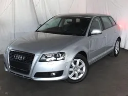 Eissilber Gebraucht 2009 Audi A3 Sportback Ambiente Limousine | 9.704 € (Fairer Preis)