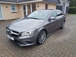 Grau Gebraucht 2016 Mercedes CLA180 Urban Limousine | 16.900 € (Guter Preis)