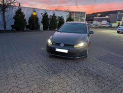 Schwarz Gebraucht 2015 VW Golf VII GTD Kombi | 10.500 € (Fairer Preis)