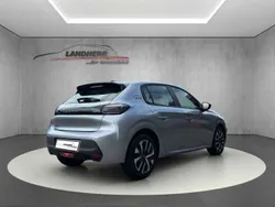 Grau Neu 2025 Peugeot 208 Style Kleinwagen | 23.262 € (Etwas zu teuer)