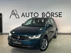 Blau Gebraucht 2022 VW Tiguan Life SUV | 21.890 € (Fairer Preis)