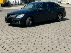 Schwarz Gebraucht 2011 Mercedes C200 Limousine | 9.150 € (Fairer Preis)