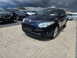 Blau Gebraucht 2011 Renault Mégane III Luxe Limousine | 8.350 € (Etwas zu teuer)