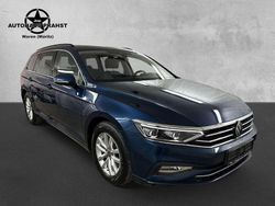 Blau Gebraucht 2023 VW Passat Business Kombi | 21.800 € (Fairer Preis)