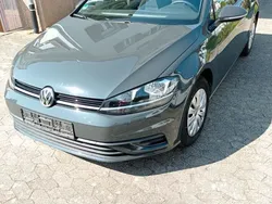 Braun Gebraucht 2019 VW Golf VII Trendline Limousine | 12.650 € (Guter Preis)