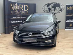 Deep black perleffek (metallic) Gebraucht 2021 VW Passat Business Kombi | 25.799 € (Fairer Preis)