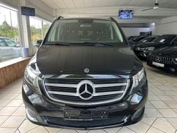 Schwarz Gebraucht 2018 Mercedes V220 Edition Van / Kleinbus | 29.988 € (Guter Preis)
