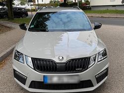 Grau Gebraucht 2019 Skoda Octavia vRS Kombi | 17.800 € (Fairer Preis)