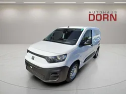 Weiß Gebraucht 2023 Fiat e-Doblò Van / Kleinbus | 26.989 € (Fairer Preis)