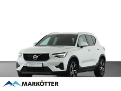 Weiss Gebraucht 2024 Volvo XC40 Core SUV | 36.950 € (Fairer Preis)