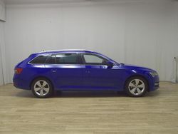 Blau Gebraucht 2020 Skoda Superb Style Kombi | 17.180 € (Superpreis)