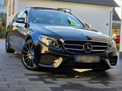 Schwarz Gebraucht 2018 Mercedes E300 AMG line Kombi | 37.777 €