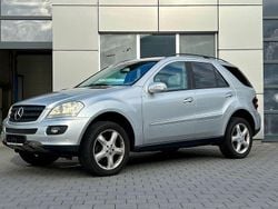 Grau Gebraucht 2005 Mercedes ML350 SUV | 6.390 € (Superpreis)
