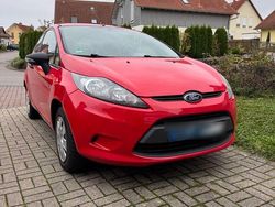 Rot Gebraucht 2009 Ford Fiesta Kleinwagen | 3.300 € (Fairer Preis)