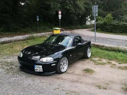Schwarz Gebraucht 2000 Mazda MX5 Cabrio | 5.500 € (Fairer Preis)