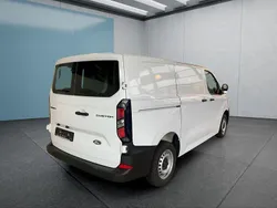 Weiß Gebraucht 2023 Ford Transit Custom | 40.149 € (Fairer Preis)