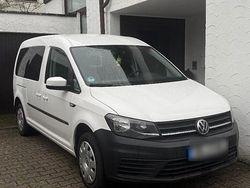 Weiß Gebraucht 2018 VW Caddy Maxi Van / Kleinbus | 14.990 € (Etwas zu teuer)