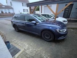 Blau Gebraucht 2017 VW Passat Comfortline Kombi | 11.800 € (Guter Preis)