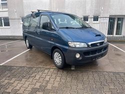 Blau Gebraucht 2006 Hyundai H-1 Van / Kleinbus | 3.690 € (Etwas zu teuer)