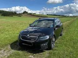 Schwarz Gebraucht 2015 Skoda Octavia RS Kombi | 15.490 € (Fairer Preis)