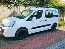 Weiß Gebraucht 2013 Citroën Berlingo Van / Kleinbus | 6.700 € (Fairer Preis)