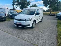 Weiß Gebraucht 2013 VW Caddy Van / Kleinbus | 4.550 € (Fairer Preis)