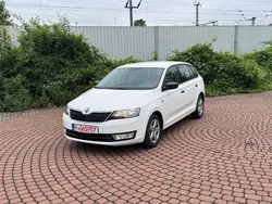 Weiß Gebraucht 2014 Skoda Rapid Kleinwagen | 4.500 €