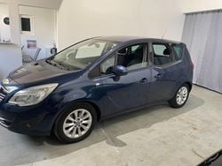 Blau Gebraucht 2013 Opel Meriva Van / Kleinbus | 7.850 € (Fairer Preis)