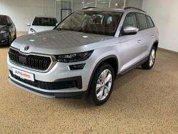 Grau Gebraucht 2022 Skoda Kodiaq Tour SUV | 30.440 € (Fairer Preis)