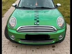 Grün Gebraucht 2009 Mini ONE Kleinwagen | 2.500 € (Guter Preis)