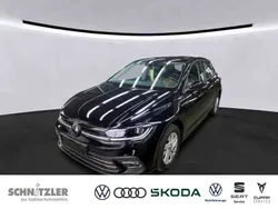 Deep black perleffekt (metallic) Gebraucht 2023 VW Polo Style Limousine | 21.450 € (Fairer Preis)