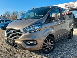 Silber Gebraucht 2018 Ford Transit Titanium Van / Kleinbus | 26.199 € (Teuer)