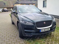 Grün Gebraucht 2016 Jaguar F-Pace Pure SUV | 19.000 € (Superpreis)