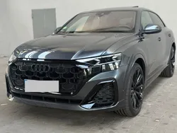 Grau Gebraucht 2024 Audi SQ8 Sport SUV | 99.900 € (Etwas zu teuer)