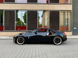 Schwarz Gebraucht 2004 Nissan 350Z Pack Coupé | 22.500 € (Teuer)