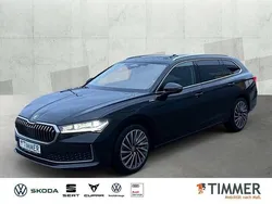 Ebony schwarz metallic Gebraucht 2024 Skoda Superb LAURIN & KLEMENT Kombi | 41.990 €