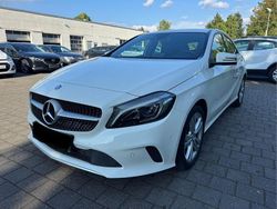 Weiß Gebraucht 2016 Mercedes A200 Sport Limousine | 15.980 € (Fairer Preis)