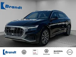 Orcaschwarz metallic (metallic) Gebraucht 2019 Audi Q8 S-Line SUV | 51.790 € (Guter Preis)
