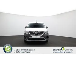 Mineralweiß Gebraucht 2022 Renault Kangoo Van / Kleinbus | 21.490 € (Fairer Preis)