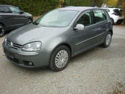 Grau Gebraucht 2008 VW Golf V Edition Limousine | 6.990 € (Teuer)