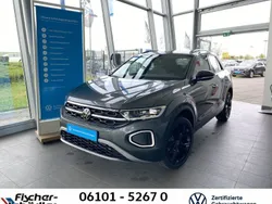 Deep black Gebraucht 2025 VW T-Roc Style SUV | 33.650 € (Fairer Preis)