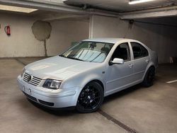 Silber Gebraucht 1998 VW Bora Highline Limousine | 4.149 €