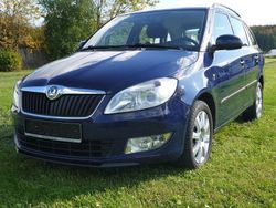 Modra pacific/pacific blau Gebraucht 2013 Skoda Fabia Elegance Kleinwagen | 5.900 € (Etwas zu teuer)