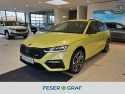 Pistachiogrün Neu 2025 Skoda Octavia RS Kombi | 45.890 € (Fairer Preis)